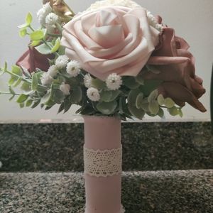 Handmade artificial Maid of honor and bridesmaids bouquets